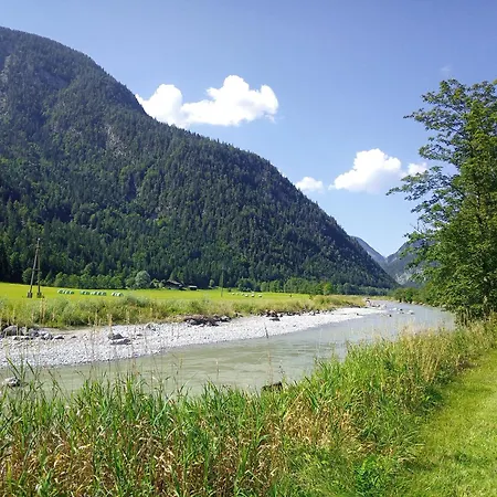 Apartment Mit Hallenbad Sankt Martin bei Lofer